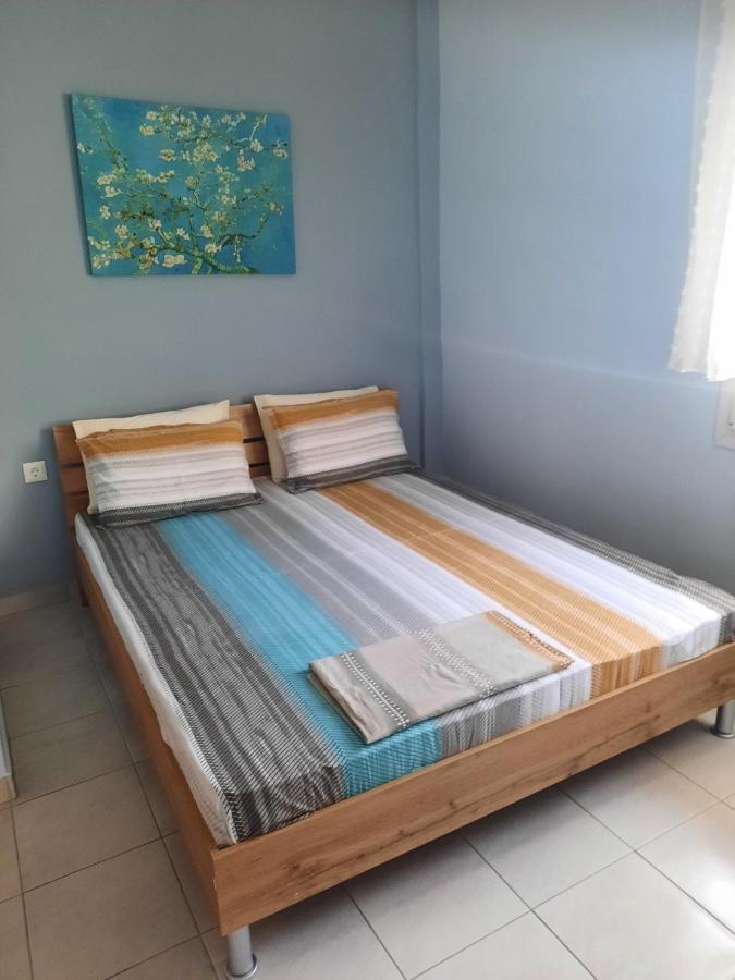 Park View Apartment In Paralia Dionisiou Ngoại thất bức ảnh
