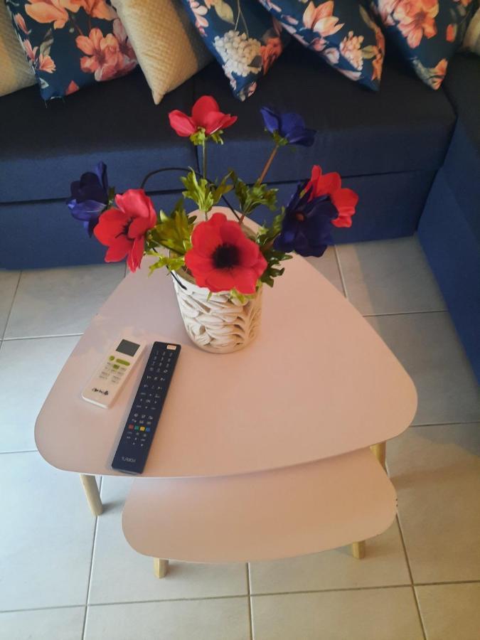 Park View Apartment In Paralia Dionisiou Ngoại thất bức ảnh