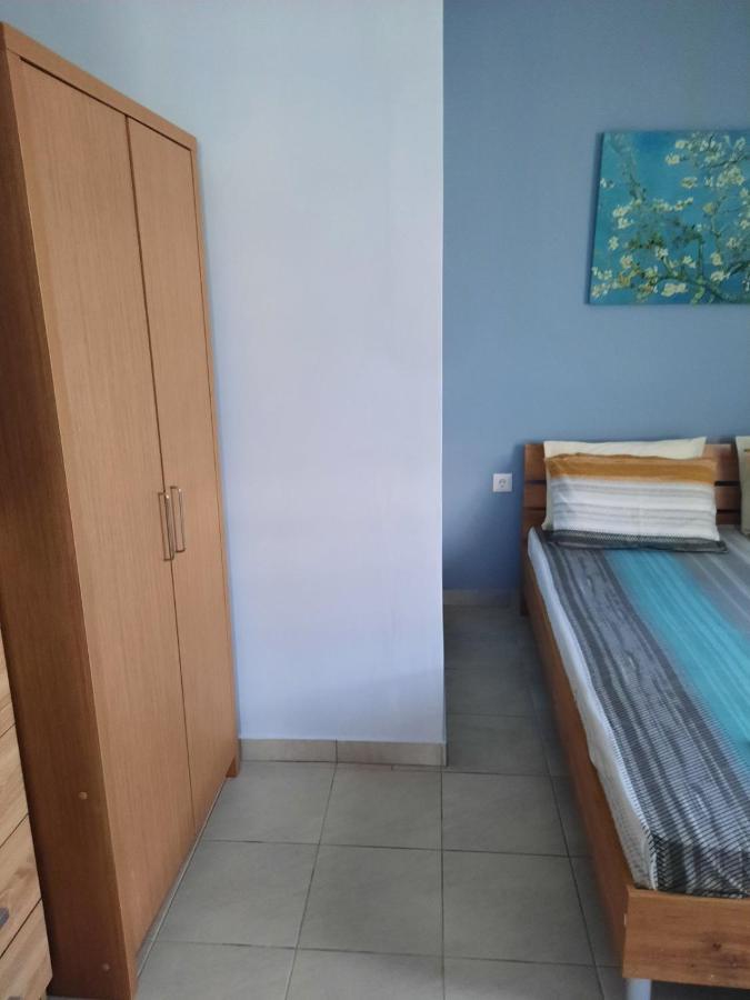 Park View Apartment In Paralia Dionisiou Ngoại thất bức ảnh